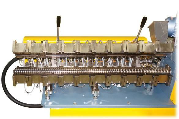 Scientific COMBI 26 MM TWIN-SCREW EXTRUDER-16